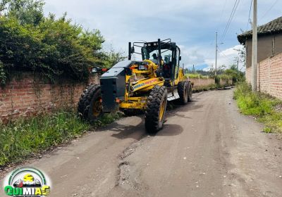Trabajos De Mejoramiento Y Bacheo De La Vía Quimiag-Guazazo
